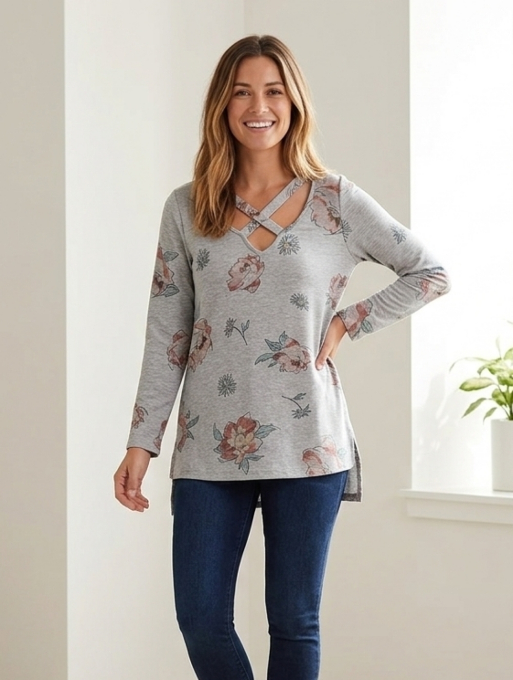 Coco Kelly Gray Floral Crisscross V-Neck Tunic Top Size S - Picture 2 of 9